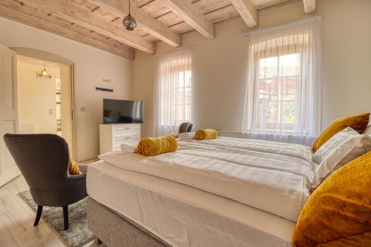 Manna Villa Eger Esterno foto